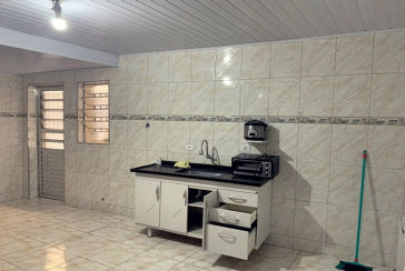 Casa à venda no Bairro do Jardim Mutinga na Rua Gustavo de Lacerda