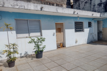 Excelente Sobrado à venda no Bairro do Jardim Mangalot na Rua General Lauro Cavalcanti de Farias