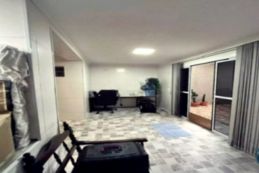 Sobrado à venda no Bairro do Jardim Mutinga na Rua Belo Jardim,