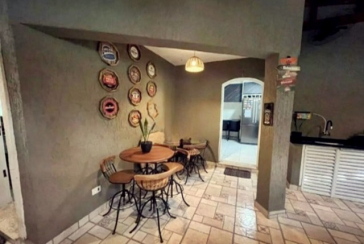 Sobrado à venda no Bairro do Jardim Mutinga na Rua Belo Jardim,