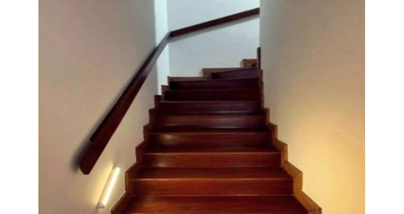 Sobrado à venda no Bairro do Jardim Mutinga na Rua Belo Jardim,