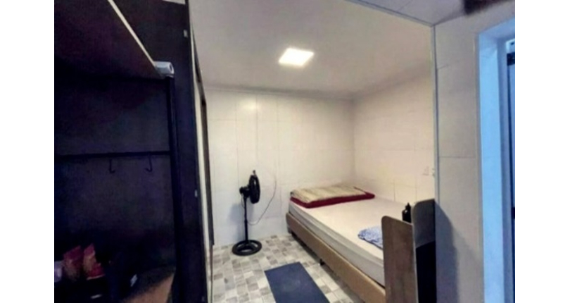 Sobrado à venda no Bairro do Jardim Mutinga na Rua Belo Jardim,