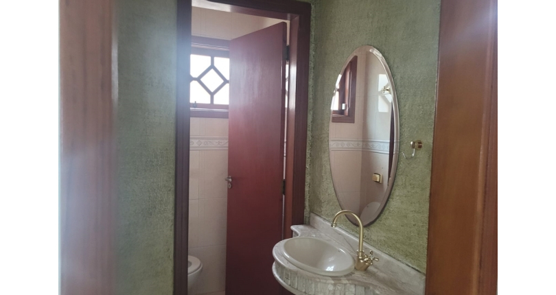 Sobrado à venda no Bairro do Parque São Domingos na Rua José Amaro Peçanha,