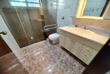 Casa Térrea à venda no Bairro da Vila Picinin na Rua Doutor Estevão Montebello