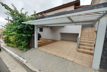 Casa Térrea à venda no Bairro da Vila Picinin na Rua Doutor Estevão Montebello