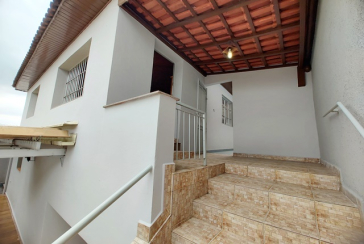 Casa Térrea à venda no Bairro da Vila Picinin na Rua Doutor Estevão Montebello