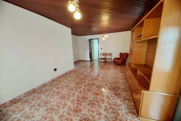 Casa Térrea à venda no Bairro da Vila Picinin na Rua Doutor Estevão Montebello