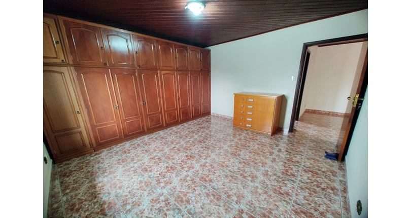 Casa Térrea à venda no Bairro da Vila Picinin na Rua Doutor Estevão Montebello