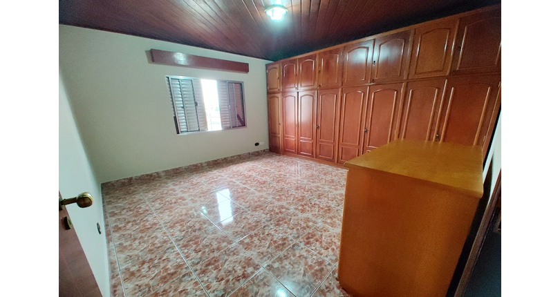 Casa Térrea à venda no Bairro da Vila Picinin na Rua Doutor Estevão Montebello