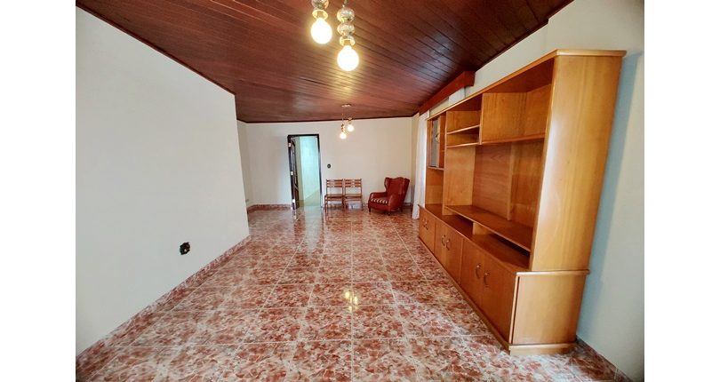 Casa Térrea à venda no Bairro da Vila Picinin na Rua Doutor Estevão Montebello