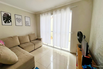 Bela Casa assobradada à venda no Bairro do Jardim Santa Lucrécia na Rua Pêra-Marmelo