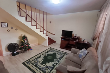 Sobrado à venda no Bairro do Jardim Mangalot na Rua George Samuel,