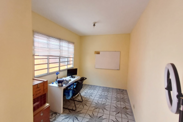 Sobrado à venda no Bairro do Jardim Mangalot na Rua George Samuel,