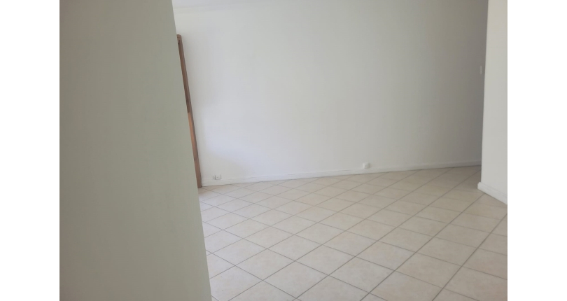 Apartamento à venda no Bairro da Vila Fiat Lux na Avenida Cardeal Motta 335,