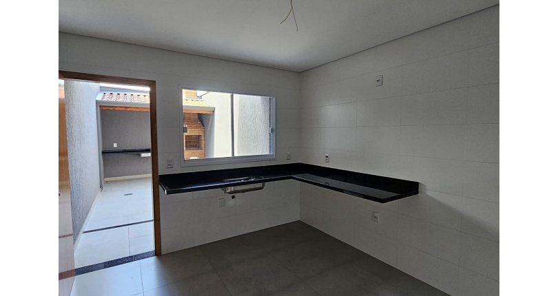 Belo Sobrado novo à venda no Bairro da Vila dos Remédios na Rua Doutor Cabral de Vasconcelos 