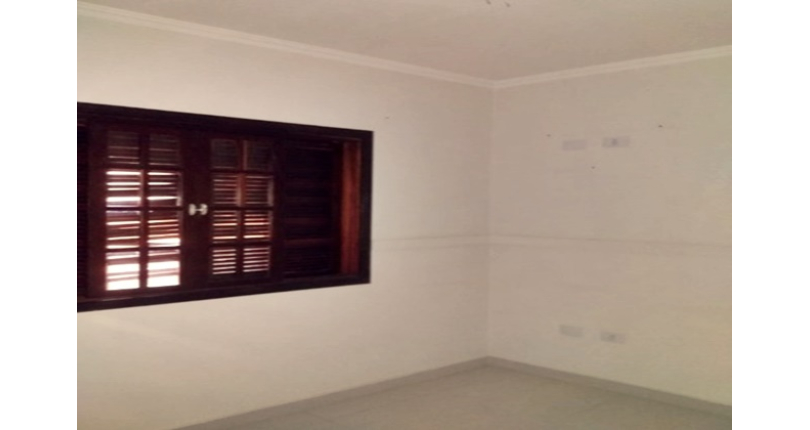  Sobrado Semi novo à venda no Bairro da Vila Mirante na Rua São João Batista da Glória, 