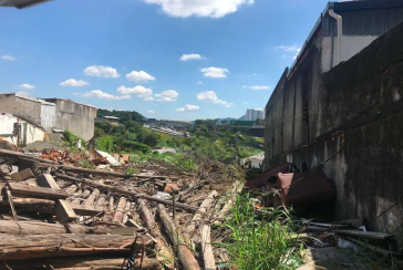 Terreno à venda no Bairro da Vila Jaguara na Rua Pinheiro Raposo,