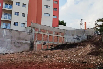 Terreno à venda no Bairro da Vila Pereira Barreto na Rua Comendador Gabriel Cotti,