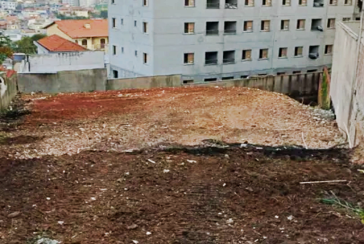 Terreno à venda no Bairro da Vila Pereira Barreto na Rua Comendador Gabriel Cotti,