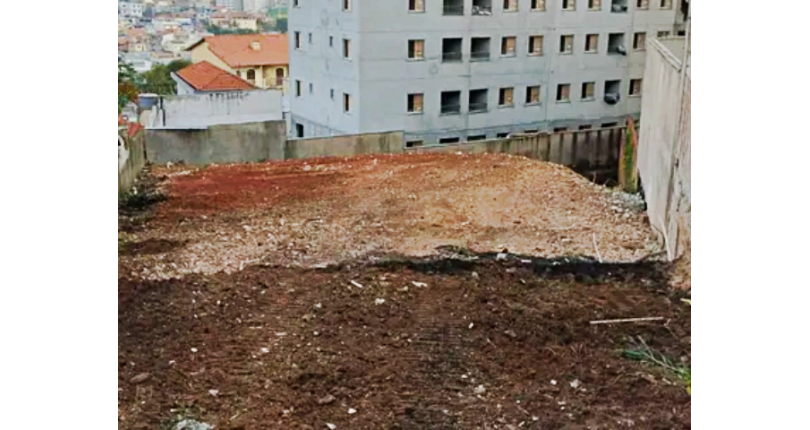 Terreno à venda no Bairro da Vila Pereira Barreto na Rua Comendador Gabriel Cotti,