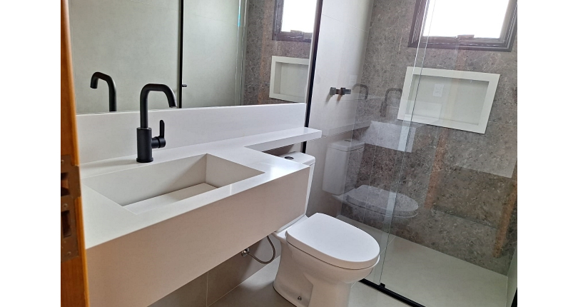 Belo Sobrado novo à venda no Bairro do Parque São Domingos na Rua Luís Filgueira Souto 124, 