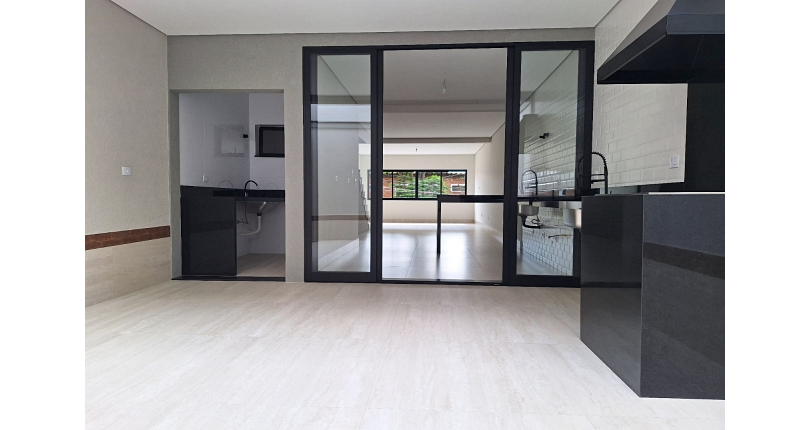 Belo Sobrado novo à venda no Bairro do Parque São Domingos na Rua Luís Filgueira Souto 124, 