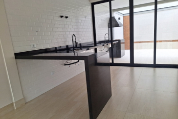 Belo Sobrado novo à venda no Bairro do Parque São Domingos na Rua Luís Filgueira Souto 120,