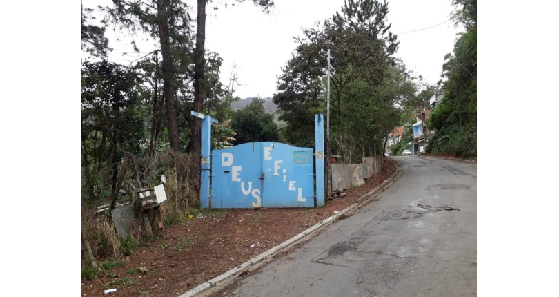 Terreno à venda no Bairro do Jardim Jaraguá na Rua Bernardino Bertolotti