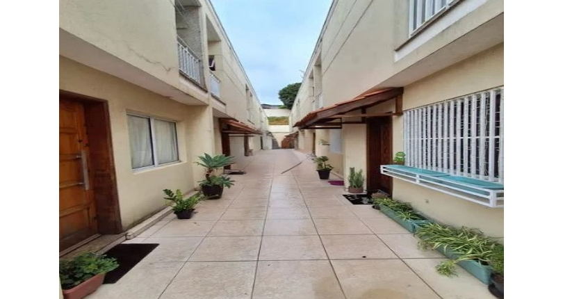  Sobrado à venda no Bairro da Vila Boaçava na Rua Jurubim 335