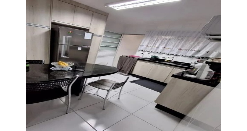  Sobrado à venda no Bairro da Vila Boaçava na Rua Jurubim 335