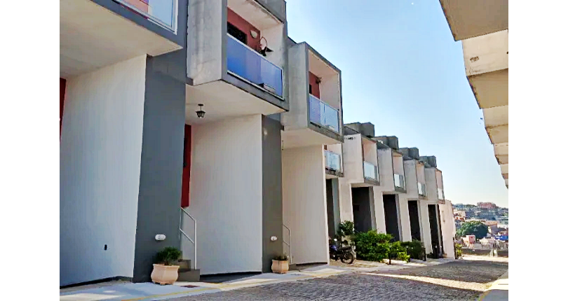 Lindo Sobrado à venda no Bairro da Itaberaba na Avenida Itaberaba