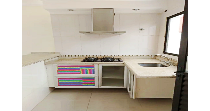 Lindo Sobrado à venda no Bairro da Itaberaba na Avenida Itaberaba