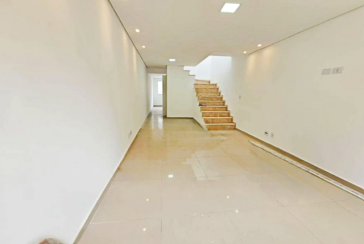 Sobrado novo à venda no Bairro do Piqueri na Rua José da Silva Martha 101,