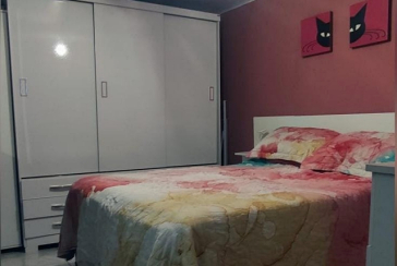 Casa para renda à venda no Bairro do Piqueri na Rua Salvador Sala,