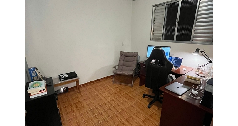 Sobrado à venda no Bairro da Ayrosa na Rua Bem-Te-Vi, 