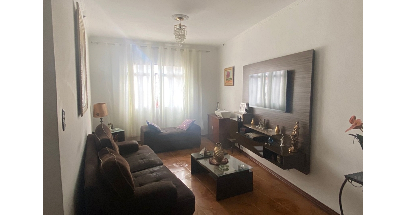 Sobrado à venda no Bairro da Ayrosa na Rua Bem-Te-Vi, 