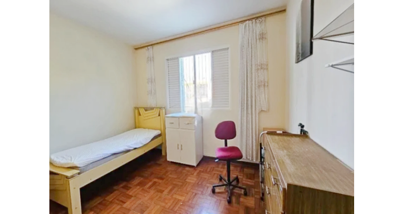 Casa à venda no Bairro do Jardim São Ricardo na Rua Amadeu Vives