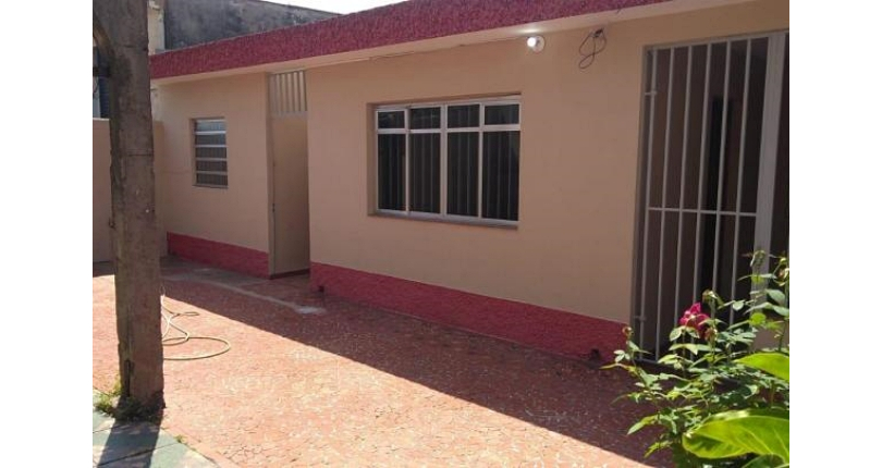 Casa para renda à venda no Bairro do Jardim Santo Elias na Rua Benedito da Fonseca Rondon,