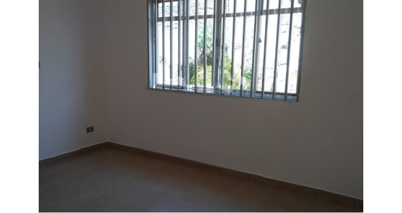 Casa para renda à venda no Bairro do Jardim Santo Elias na Rua Benedito da Fonseca Rondon,