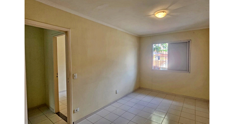 Sobrado à venda no Bairro do Conjunto Residencial Vista Verde na Rua José Carlos de Resende