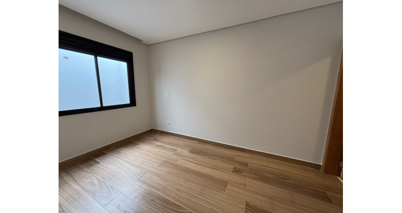 Sobrado Alto Requinte novo à venda no Bairro do Parque São Domingos na Rua Waltrudes Correa 633