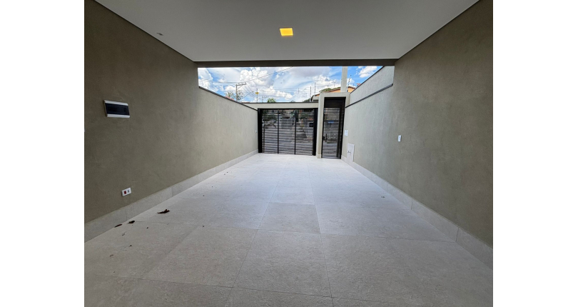 Lindo Sobrado Alto Requinte novo à venda no Bairro do Parque São Domingos na Rua Waltrudes Correa 634, 