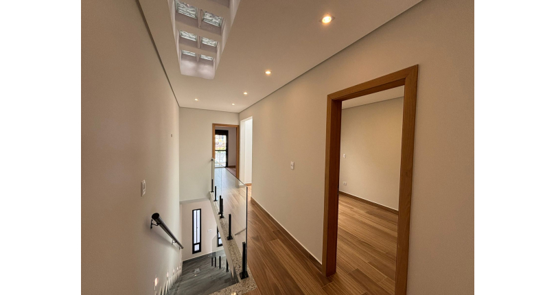 Lindo Sobrado Alto Requinte novo à venda no Bairro do Parque São Domingos na Rua Waltrudes Correa 634, 