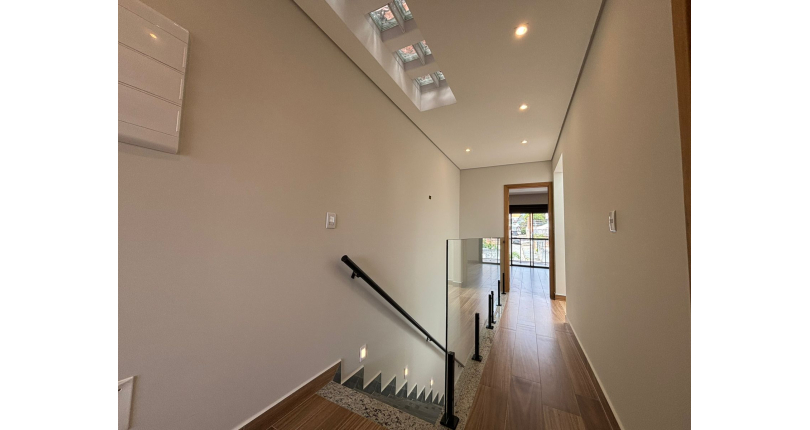 Lindo Sobrado Alto Requinte novo à venda no Bairro do Parque São Domingos na Rua Waltrudes Correa 634, 