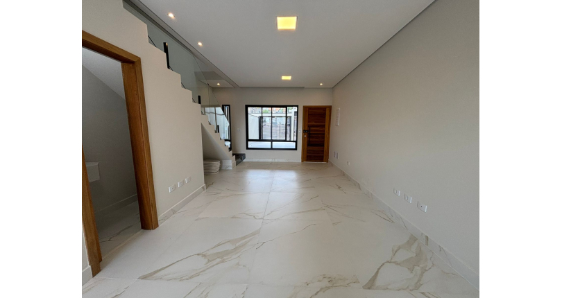 Lindo Sobrado Alto Requinte novo à venda no Bairro do Parque São Domingos na Rua Waltrudes Correa 634, 