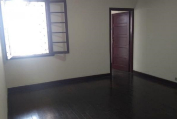 Casa à venda no Bairro da Vila Anastácio na Rua Botocudos,