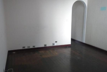 Casa à venda no Bairro da Vila Anastácio na Rua Botocudos,