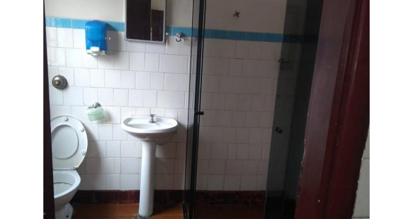 Casa à venda no Bairro da Vila Anastácio na Rua Botocudos,