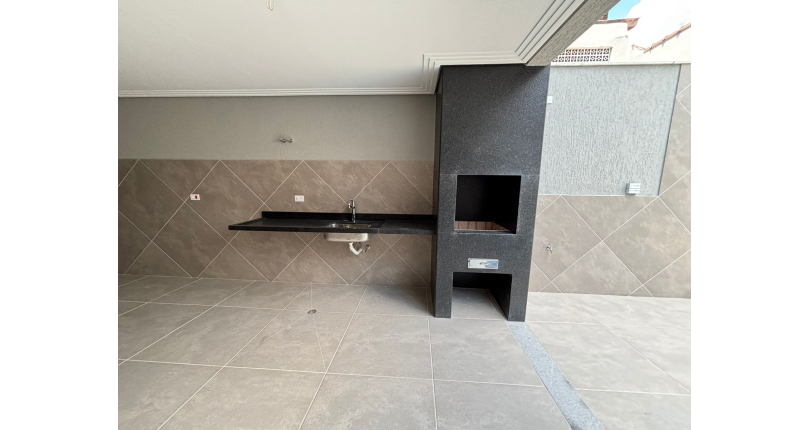 Belo Sobrado de Alto Padrão novo à venda no Bairro do Parque São Domingos na Rua Homero Sales 