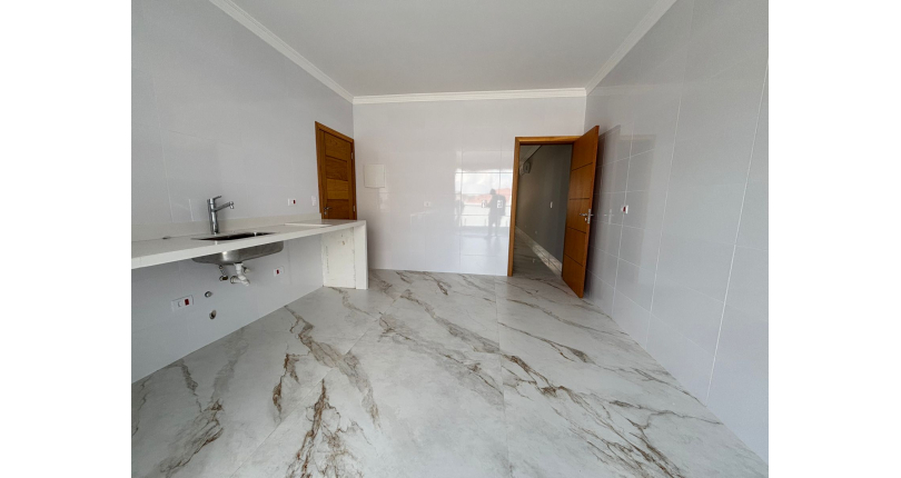 Belo Sobrado de Alto Padrão novo à venda no Bairro do Parque São Domingos na Rua Homero Sales 